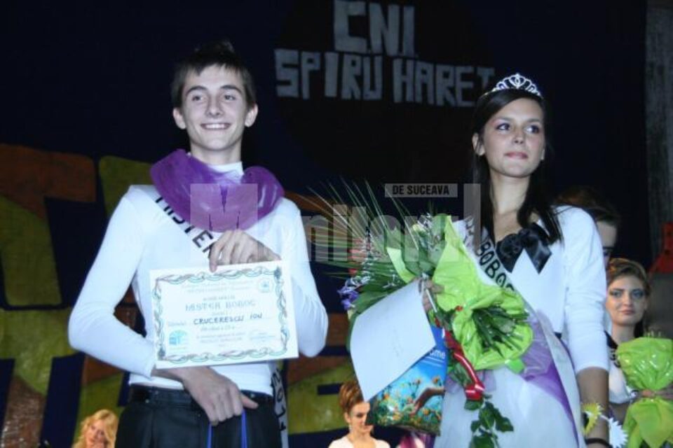 Elena Valentina Macoveiciuc, Miss Boboc Colegiul Național de Informatică, și Ion Crucerescu, noul Mister Boboc Info