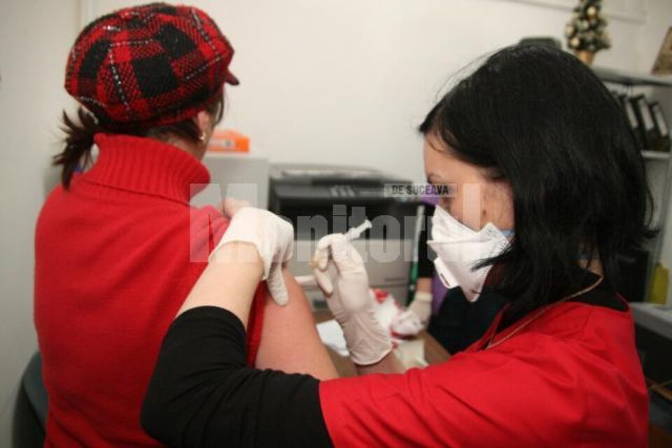 Fiecare medic de familie a primit doar câte 20 de fiole de vaccin, pe care le va administra cui va crede de cuviință