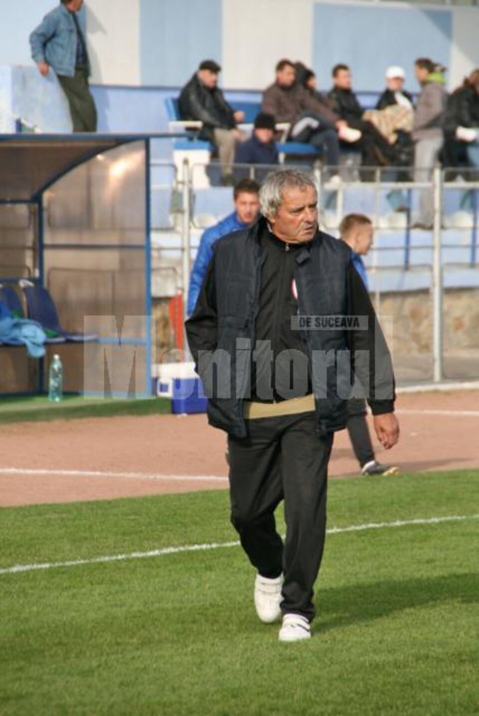 Ion Buzoianu spune că adversarii de la Bacău promit valize cu bani celor care împiedică Rapidul
