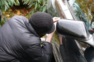 Singura categorie la care se înregistrează o scădere este cea de furturi de mașini Foto: Alicja MICHALIK