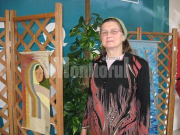 Marcela Larionescu la vernisaj