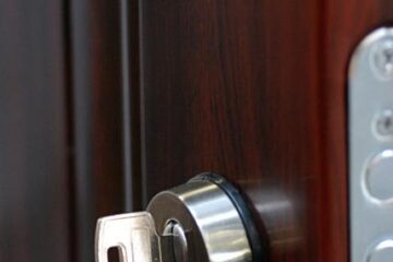 Hoții au intrat în apartamentele prădate folosind chei potrivite. Foto: Kriss Szkurlatowski