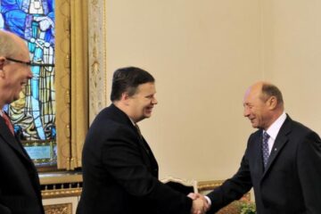Franks: Am convenit să se facă o majorare limitată a salariilor din sectorul public și al pensiilor. Foto: MEDIAFAX