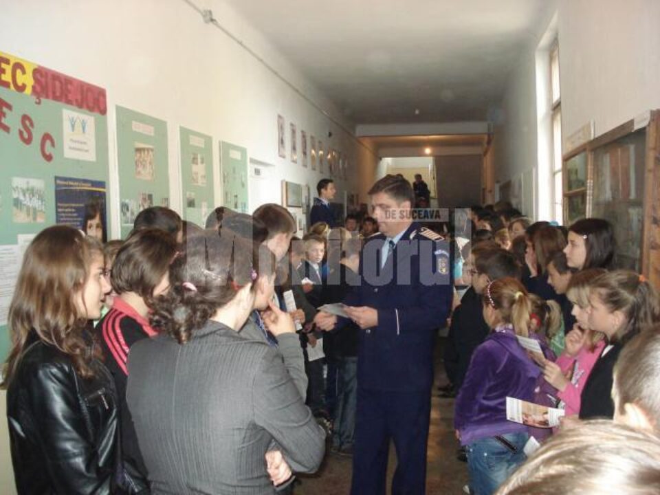 Polițiștii au fost implicați, timp de trei zile, în ample acțiuni de control, dar și de prevenire în școli