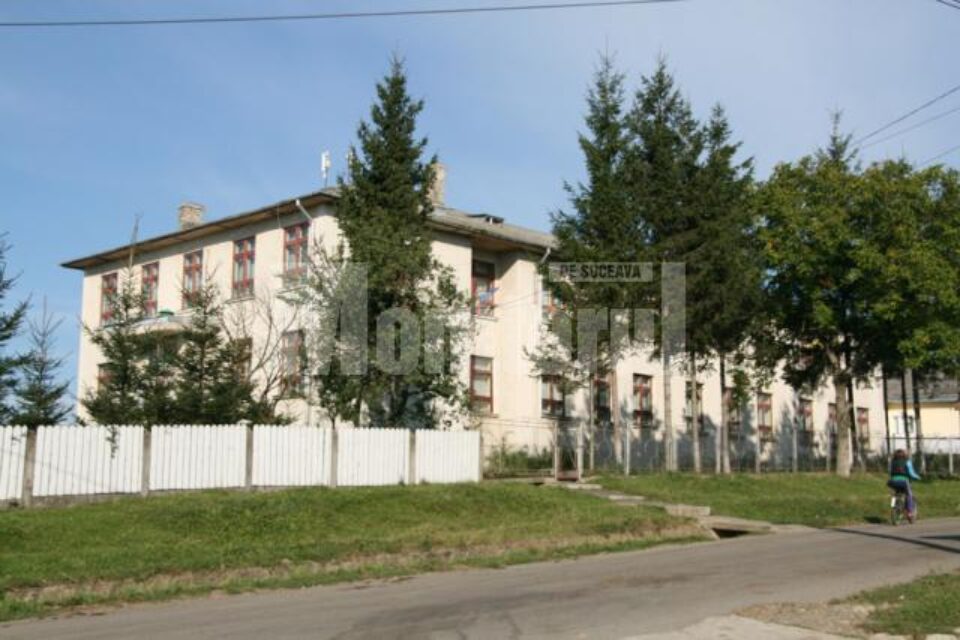 Școala generală din localitatea suceveană Hârtop a rămas fără acreditare în urma unui control ministerial Școala generală din localitatea suceveană Hârtop a rămas fără acreditare în urma unui control ministerial