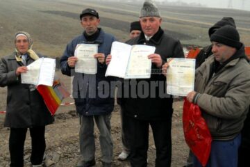 Faptul că valoarea despăgubirilor a scăzut de câteva zeci de ori a creat tensiuni în rândul proprietarilor de terenuri care au blocat de mai multe ori lucrările