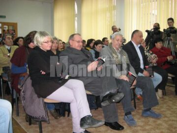 Participanți la lansare