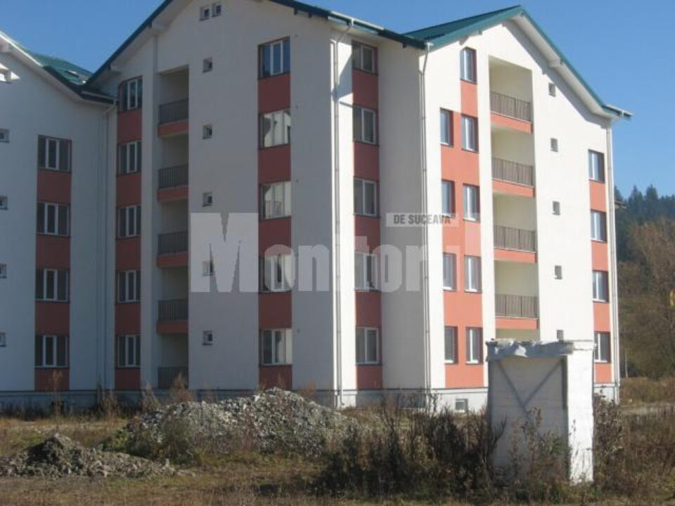 Blocurile ANL au fost transformate în muzeu în aer liber de Primăria Câmpulung Moldovenesc Blocurile ANL au fost transformate în muzeu în aer liber de Primăria Câmpulung Moldovenesc