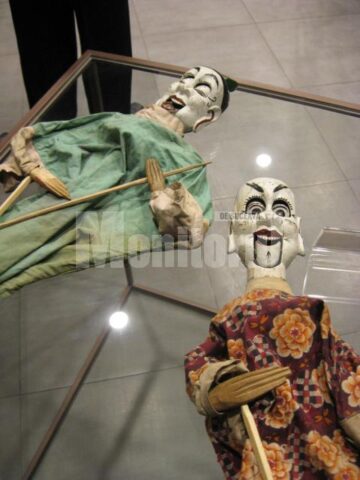 Exponate prezentate în expoziția “Festivaluri și Tradiții Chinezești”