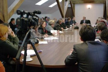 Discuții privind programul manifestărilor „Crăciun în Bucovina”