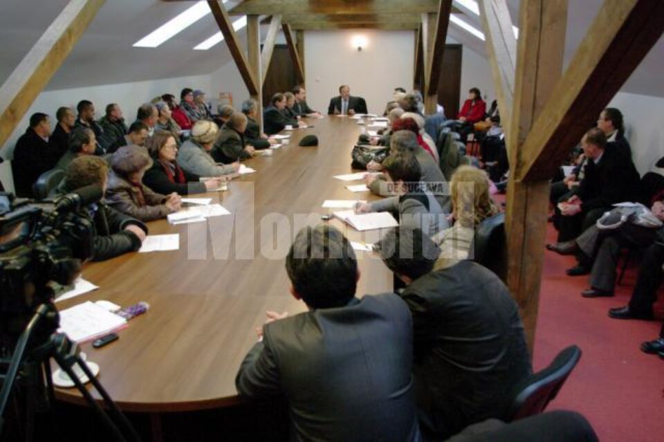 Discuții privind programul manifestărilor „Crăciun în Bucovina”