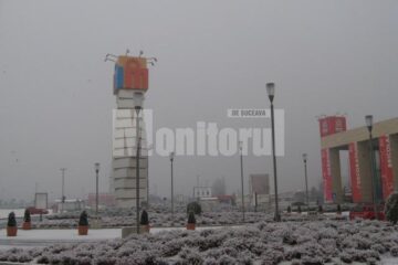Peisaj de iarnă la Iulius Mall, deși nu a nins absolut deloc