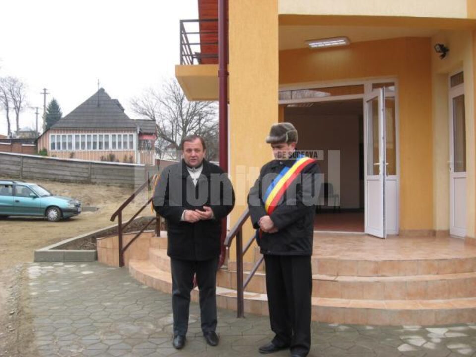 Gheorghe Flutur a participat, în cursul zilei de ieri, la inaugurarea unui dispensar medical nou în comuna Comănești