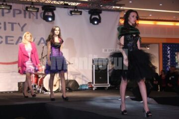 Înainte de concert, a avut loc prezentarea ultimelor tendințe din colecțiile toamnă - iarnă 2011 - 2012