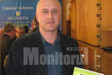Milici a primit de la Flutur o dedicație pe Strategia de dezvoltare a județului Suceava