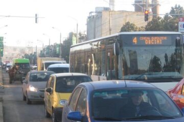 Șoferii vor putea cere despăgubiri companiilor de asigurări care nu îndeplinesc obligațiile RCA