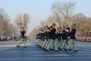 Parada militară de la Arcul de Triumf
