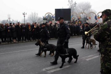 Dacă se apropie alegerile, se huiduie de Ziua Națională