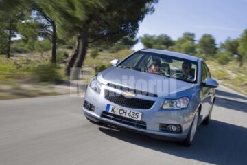Chevrolet Cruze, noua emblemă a clasei compacte
