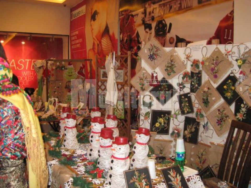 Spectacol emoționant și expoziție cu obiecte realizate de persoane cu dizabilități