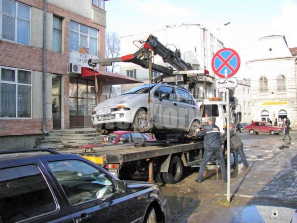 "Hingherii" de mașini din Câmpulung Moldovenesc și-au reînceput activitatea