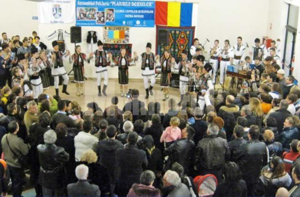 Spectacolul festiv de Ziua Națională, de la Sala Expo-Ostiglia, din 4 decembrie