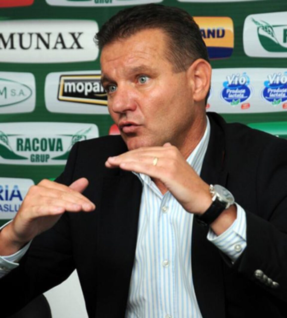 Constantin Zotta: „Echipa și Răzvan au nevoie de jucători” Foto:vrn.ro