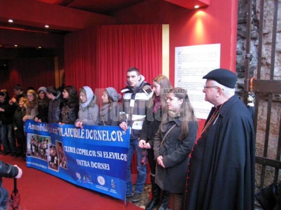 Plaiurile Dornelor, alături de Arhiepiscopul Veronei, la deschiderea Târgului de presepe