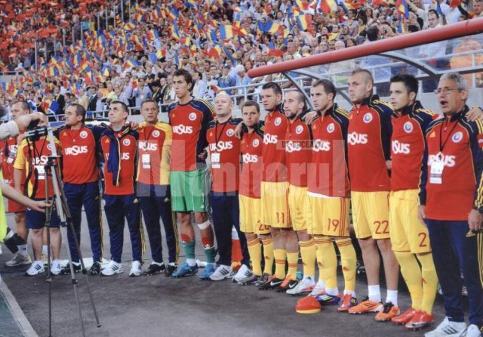Ghiță Păcurariu, flancat de Costel Pantilimon și Gigel Bucur, înaintea partidei cu Franța de pe National Arena Ghiță Păcurariu, flancat de Costel Pantilimon și Gigel Bucur, înaintea partidei cu Franța de pe National Arena