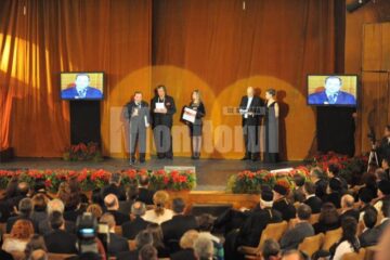 Consiliul Județean Suceava, prin președintele acestei instituții, Gheorghe Flutur, a primit „Trofeul pentru dezvoltarea infrastructurii și turismului”
