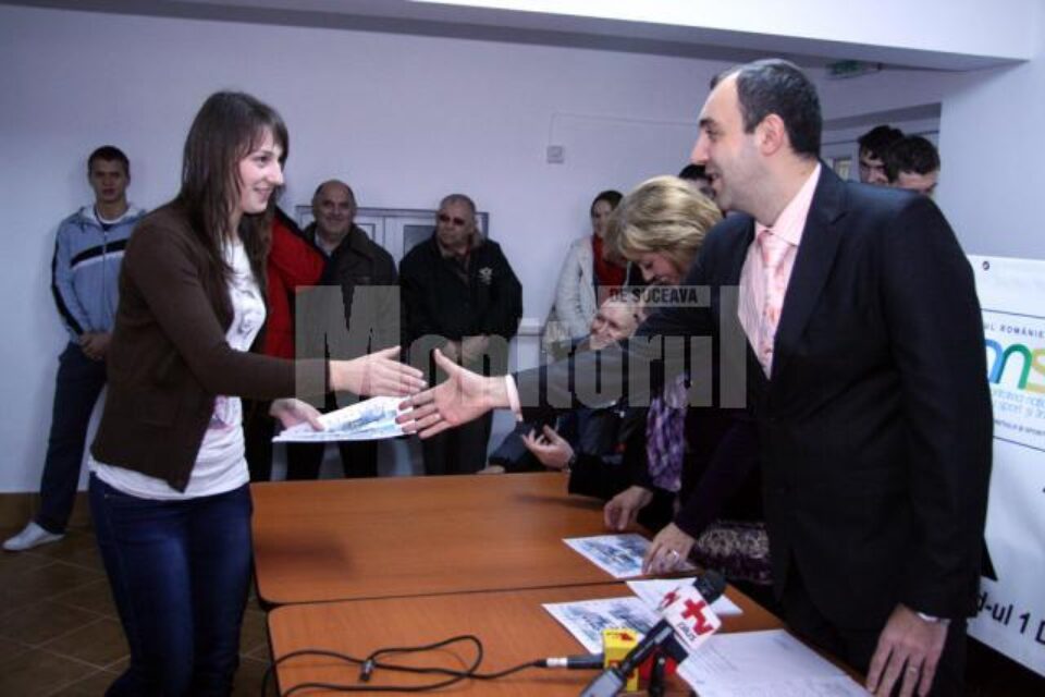 Ioana Vrânceanu (foto) și Andreea Birică, canotoarele de la “Nicu Gane” Fălticeni, au ocupat locului doi în top