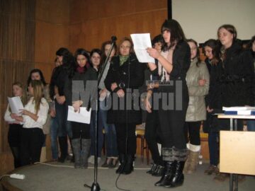 Moment artistic susținut de liceeni