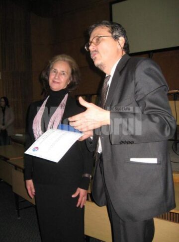Sofia Vicoveanca, Omul Anului 2010, și Mugur Andronic, președintele Societății Culturale Ștefan cel Mare - Bucovina