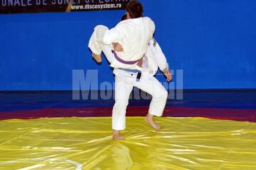 Demonstrații de Jiu-Jitsu Brazilian cu vicecampionul european George Stanciu