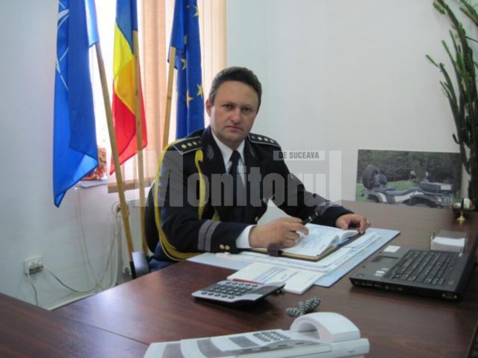 Comisarul-șef Cezar Ciorteanu, șef al noului Serviciu Județean al Poliției de Frontieră Suceava Comisarul-șef Cezar Ciorteanu, șef al noului Serviciu Județean al Poliției de Frontieră Suceava