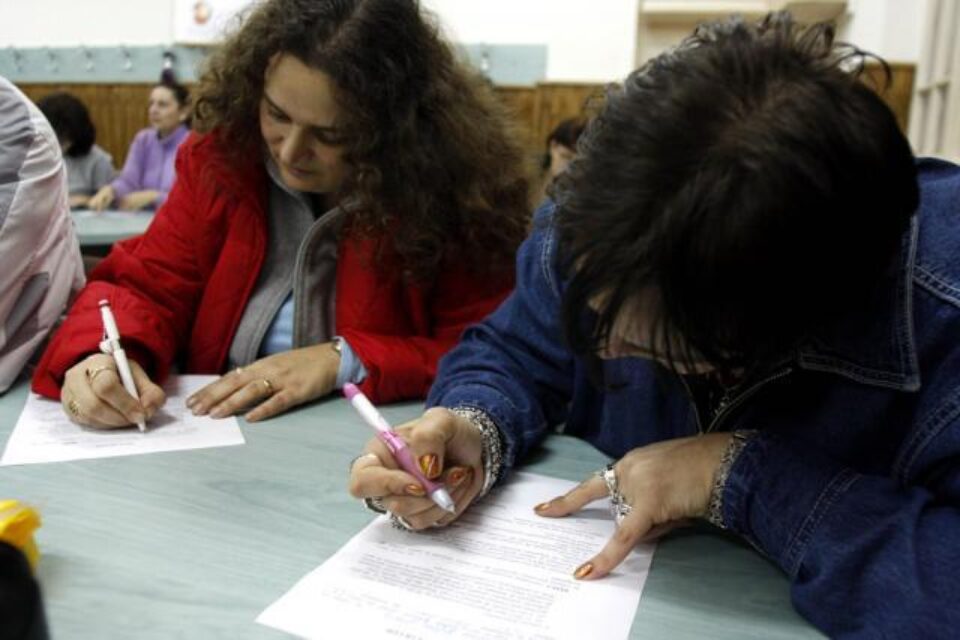 Participarea la cursurile de instruire nu este altceva decât pierdere de timp și bani aruncați pe fereastră. Foto: MEDIAFAX Participarea la cursurile de instruire nu este altceva decât pierdere de timp și bani aruncați pe fereastră. Foto: MEDIAFAX