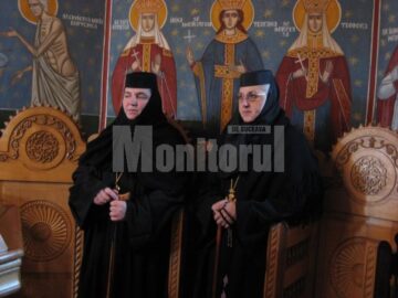 Slujbă arhierească, duminică, la Mănăstirea Voroneț, în ziua Sfântului Daniil Sihastrul