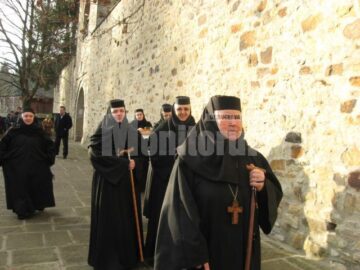 Slujbă arhierească, duminică, la Mănăstirea Voroneț, în ziua Sfântului Daniil Sihastrul