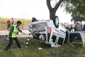 Mașina de politie implicată în accidentul din 3 septembrie