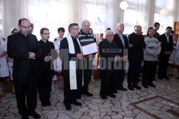 Preoții s-au rugat împreună cu ceilalți credincioși