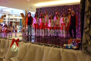 Concursul „Colind de Crăciun”, la Iulius Mall