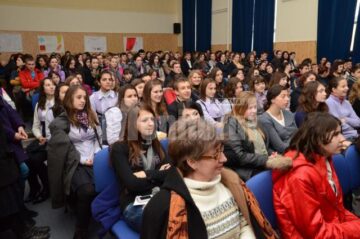 Spectacolele au fost ținute de fiecare dată cu sală plină
