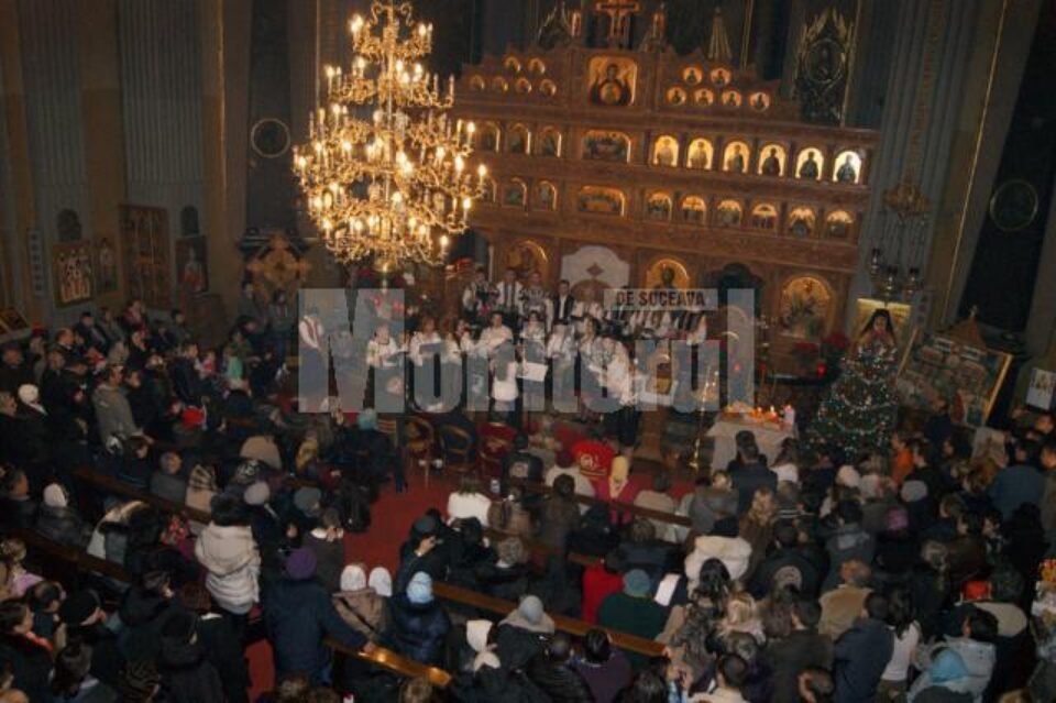 Corala Voces Christianum în fața publicului