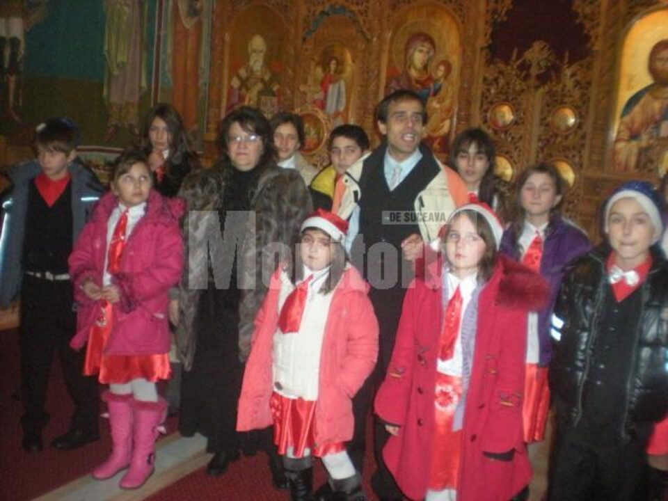 Acțiunea „Vine Moșul” la Așezământul de copii din Rădăuți