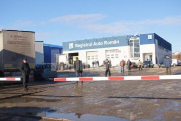 130 de mașini au fost inspectate ieri de inspectorii RAR