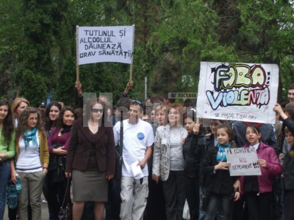 Marșul antiviolență, antidrog și antitutun, organizat de Asociația „Euroactiv” în luna mai