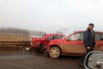 În urma impactului au fost rănite patru persoane