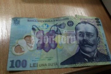 Una dintre bancnotele false