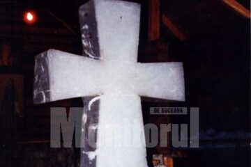 În mulțimea prezentă la Iordan, Mântuitorul Hristos S-a făcut cunoscut ca Fiu al lui Dumnezeu, ca Cel așteptat, Care trebuia să vină în lume