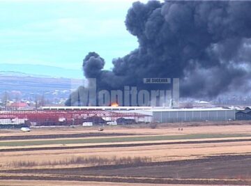 Incendiu de mari proporții la depozitul de cauciucuri de la Slobozia-Grănicești